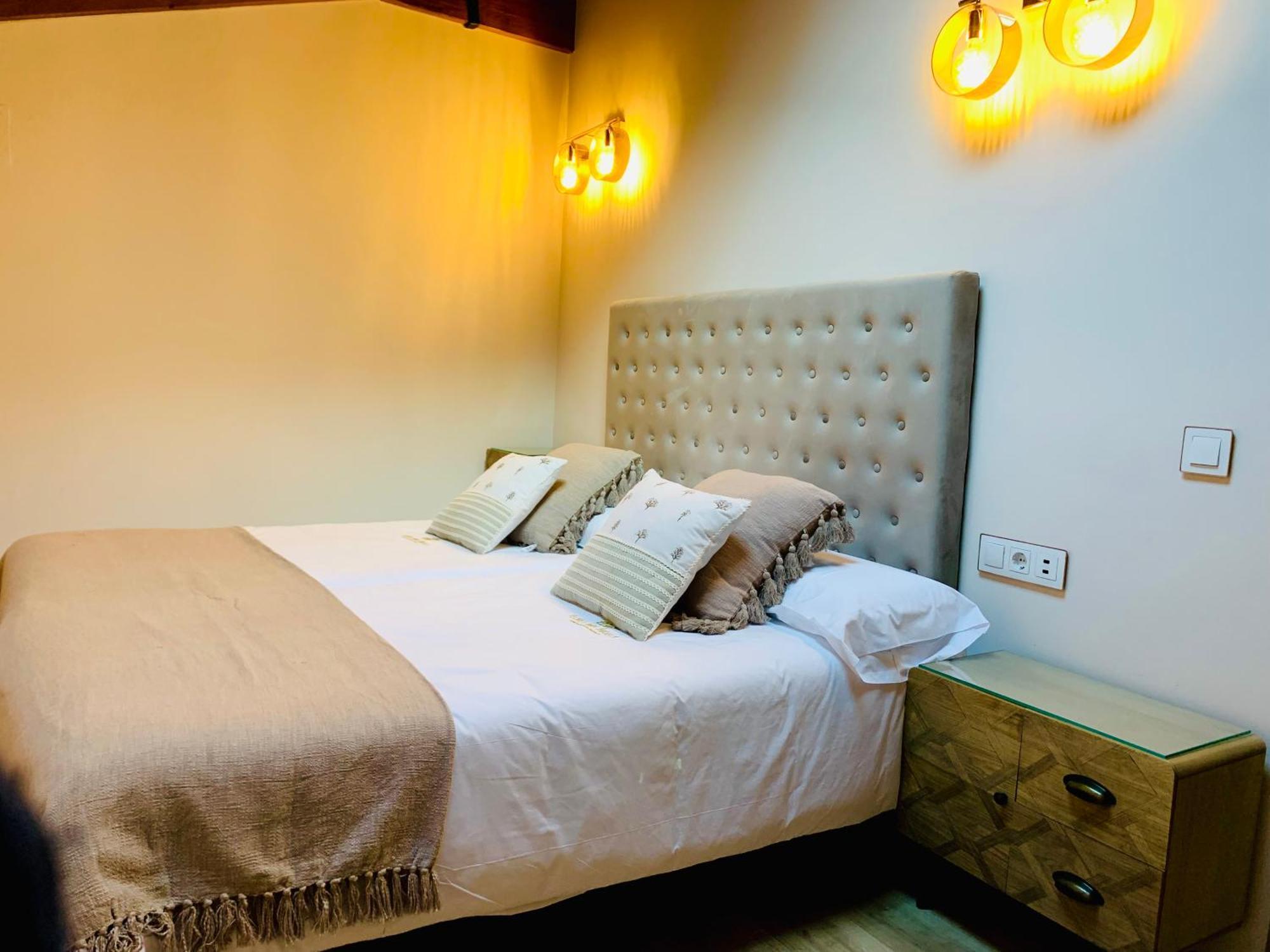 Apartamentos En El Valle Del Jerte Flores Para Angela Cabezuela Del Valle Exteriér fotografie